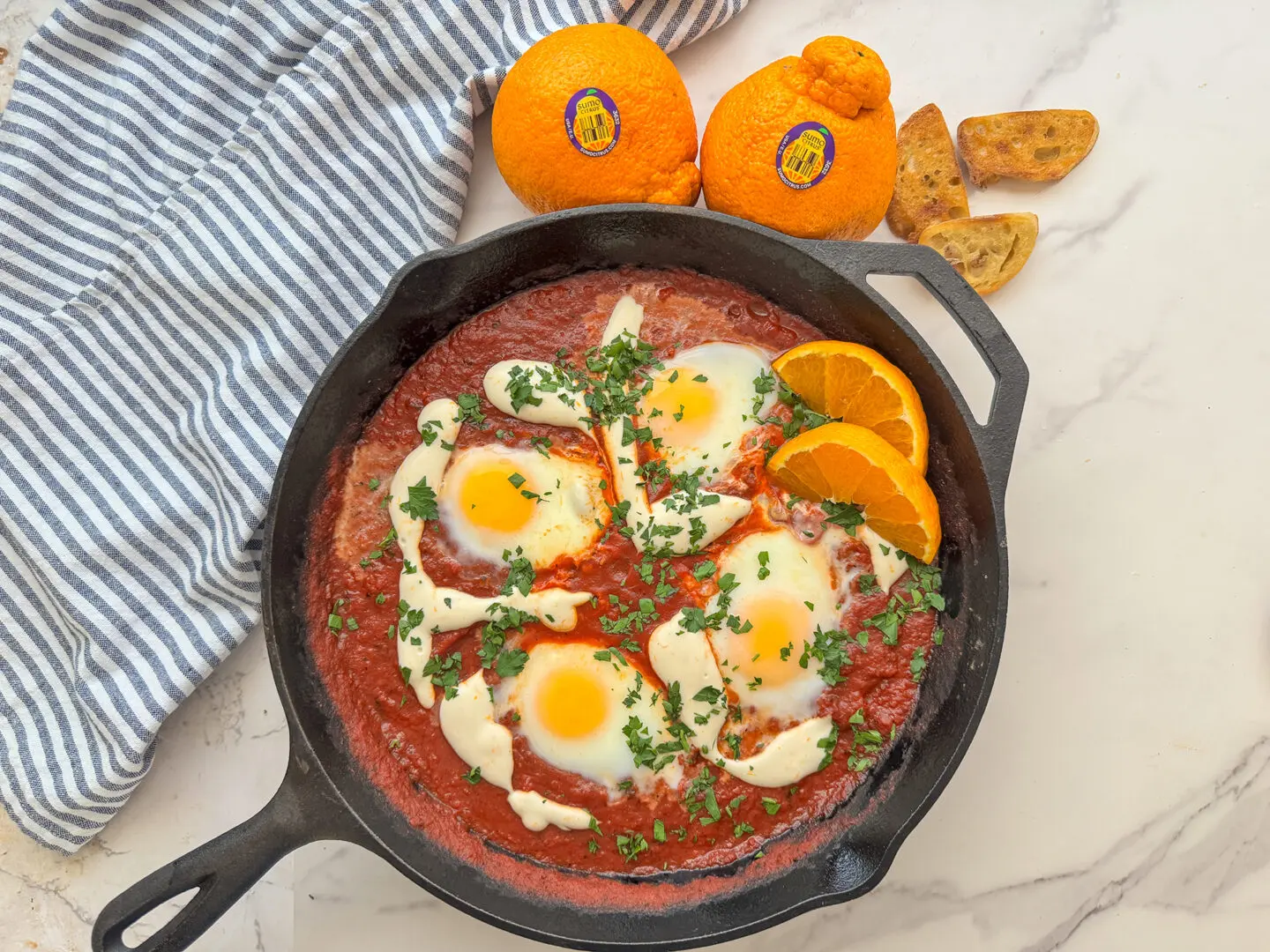 sumo-citrus-infused-shakshuka